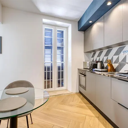 Διαμέρισμα Koko House Deluxe With Rooftop Terrace By 360 Estates *