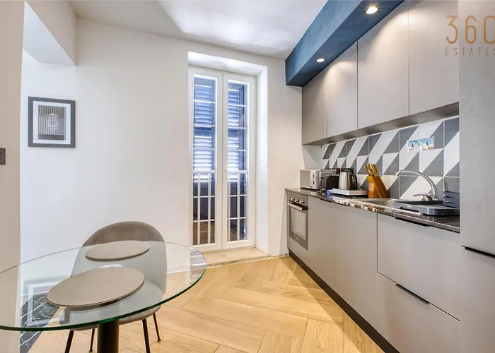 Apartman Koko House Deluxe With Rooftop Terrace By 360 Estates *