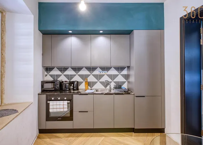 Koko House Deluxe With Rooftop Terrace By 360 Estates * Senglea