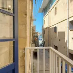 Koko House Deluxe With Rooftop Terrace By 360 Estates Apartment Senglea
