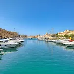 Koko House Deluxe With Rooftop Terrace By 360 Estates * Senglea