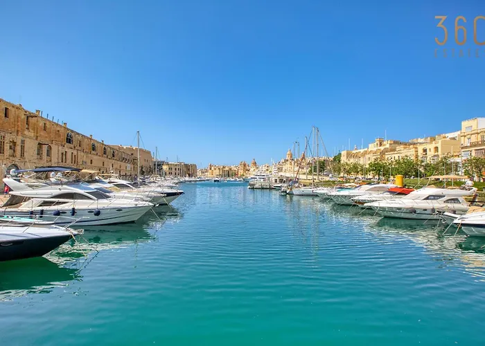 Koko House Deluxe With Rooftop Terrace By 360 Estates * Senglea